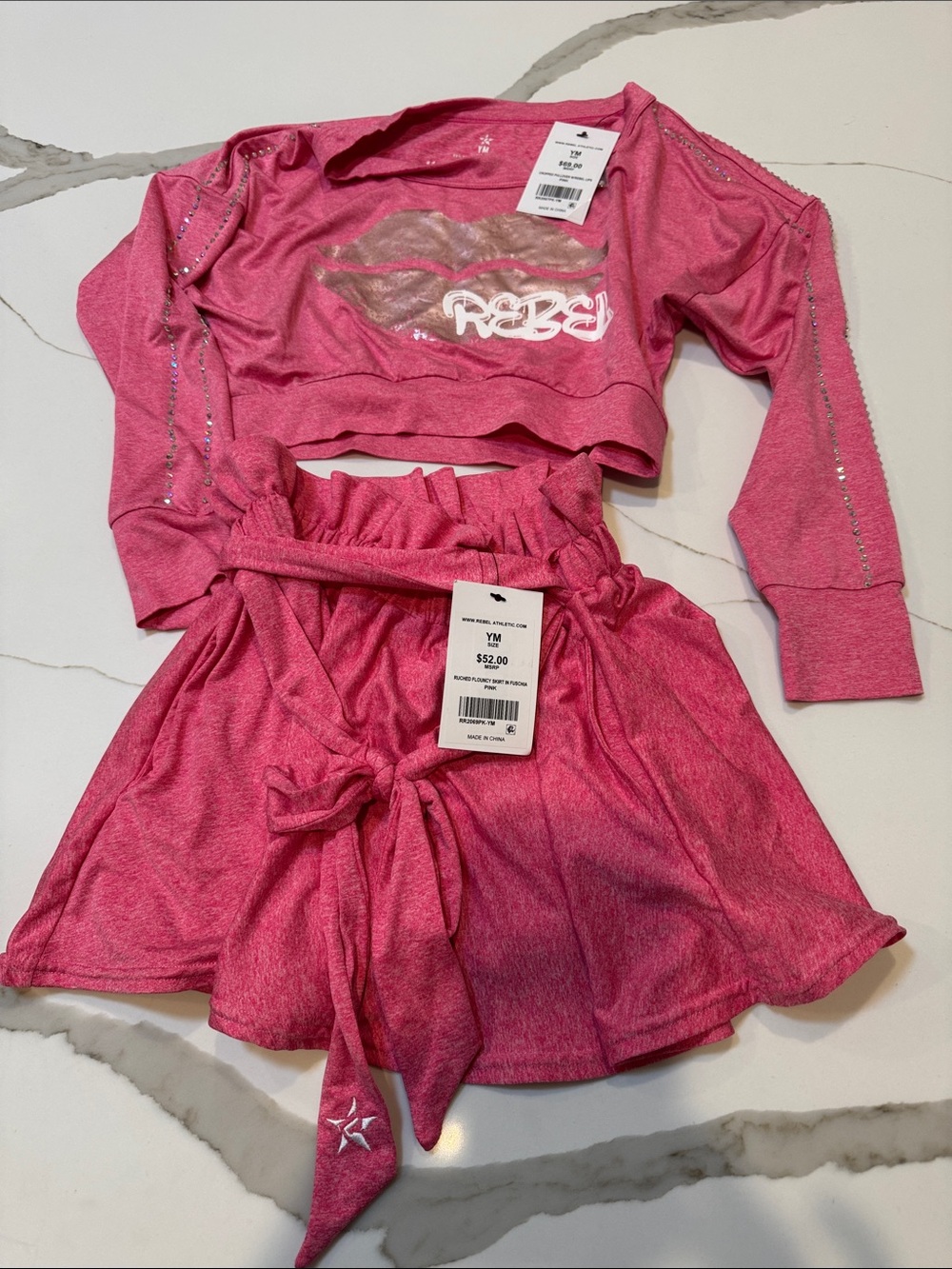 NET Rebel Athletic Cheer Set Pink Two-Piece Skirt Set with Lip Graphic YM